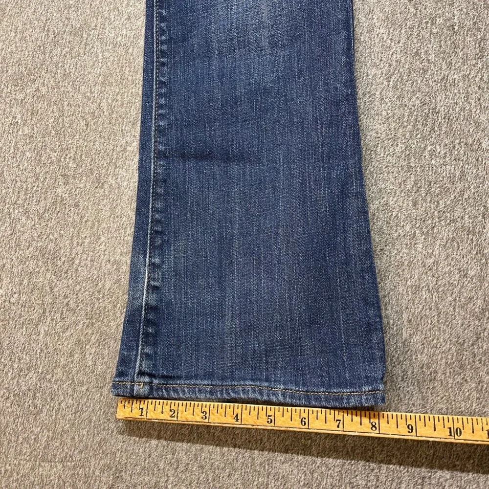 Lucky Brand Sweet Boot Jeans Womens 6/28 Medium Wash Blue‎ Bootcut Whiskered